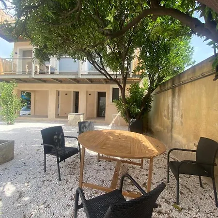 アパート T3 Neuf Rdc Avec Terrasse Centre-ville Lavandou *